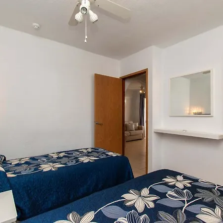 아파트 Santa Maria 105 - Two Bed With Sea Views *