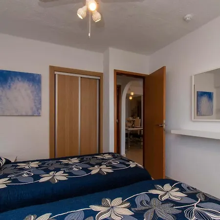 Santa Maria 105 - Two Bed With Sea Views